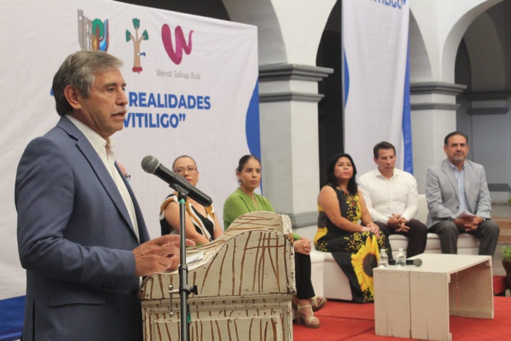 Encabeza el Alcalde de Cuernavaca, José Luis Urióstegui el foro “Mitos y Realidades del Vitíligo.

