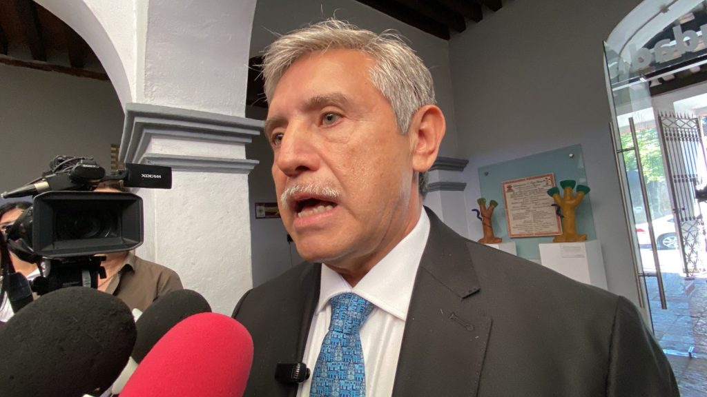 Ordena Urióstegui investigar presunto abuso policiaco contra estudiante