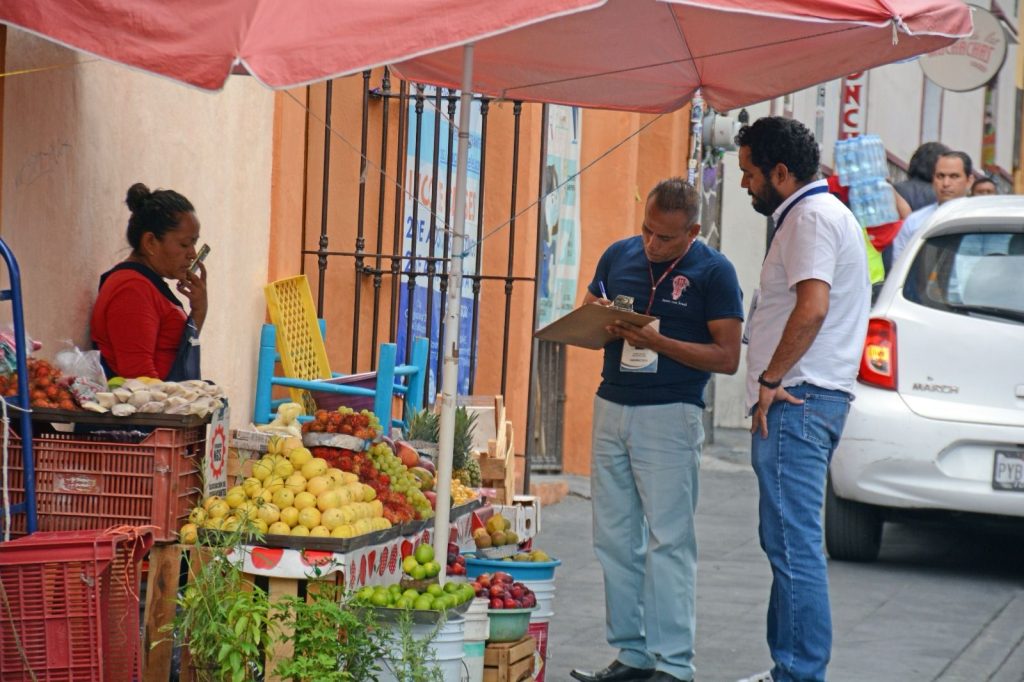 En dos años Cuernavaca logró avances en el reordenamiento y regulación del comercio.