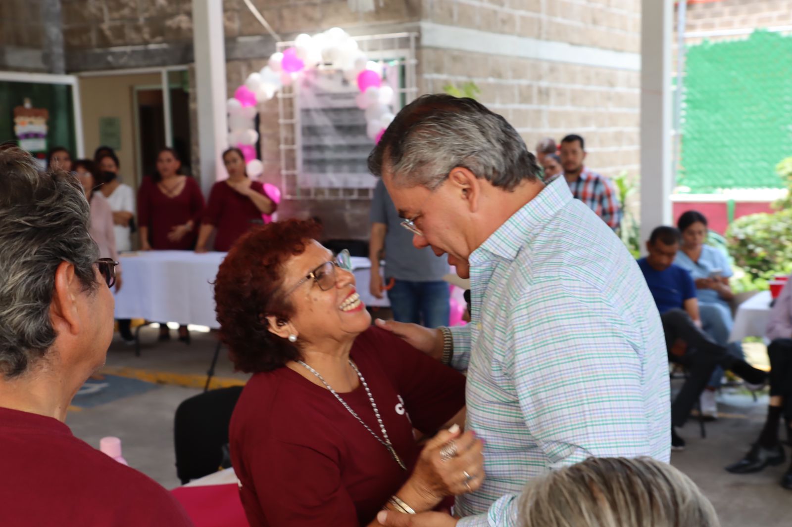 Rafael Reyes Refrenda Su Compromiso Con Adultos Mayores