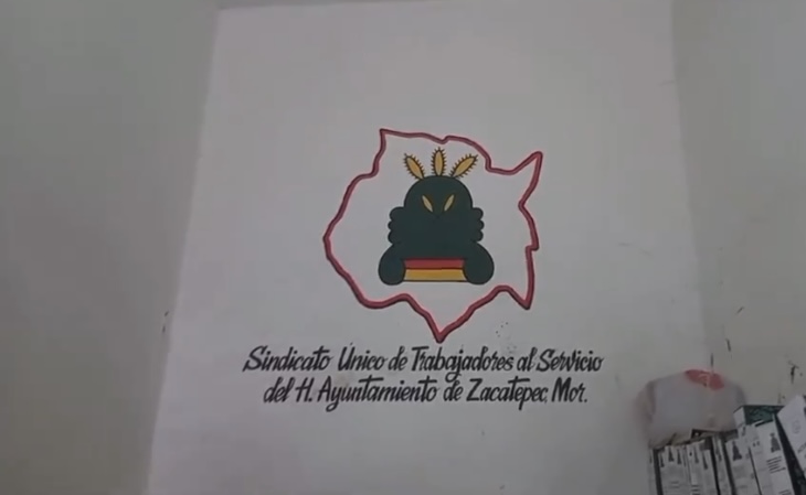 Siguen sindicalizados de Zacatepec en espera de que el alcalde José Luis Maya termine de pagar las prestaciones de ley.